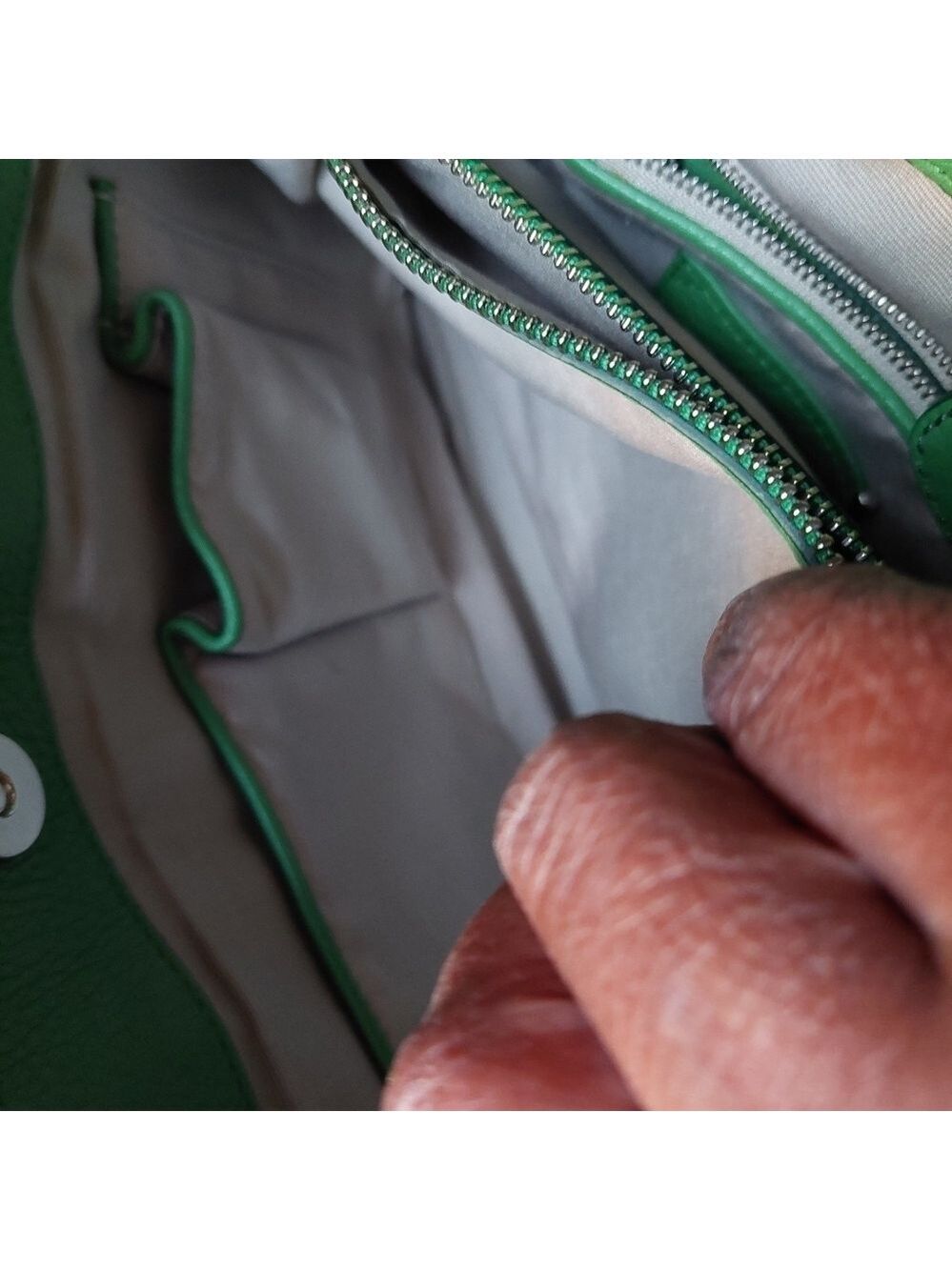 Elie Tahari Green Satchel Bag - Picture 9 of 16